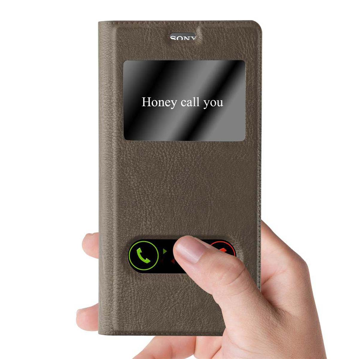 Funda de teléfono marrón con ventana. La pantalla dice, "Honey call you". Hay un botón verde y rojo.