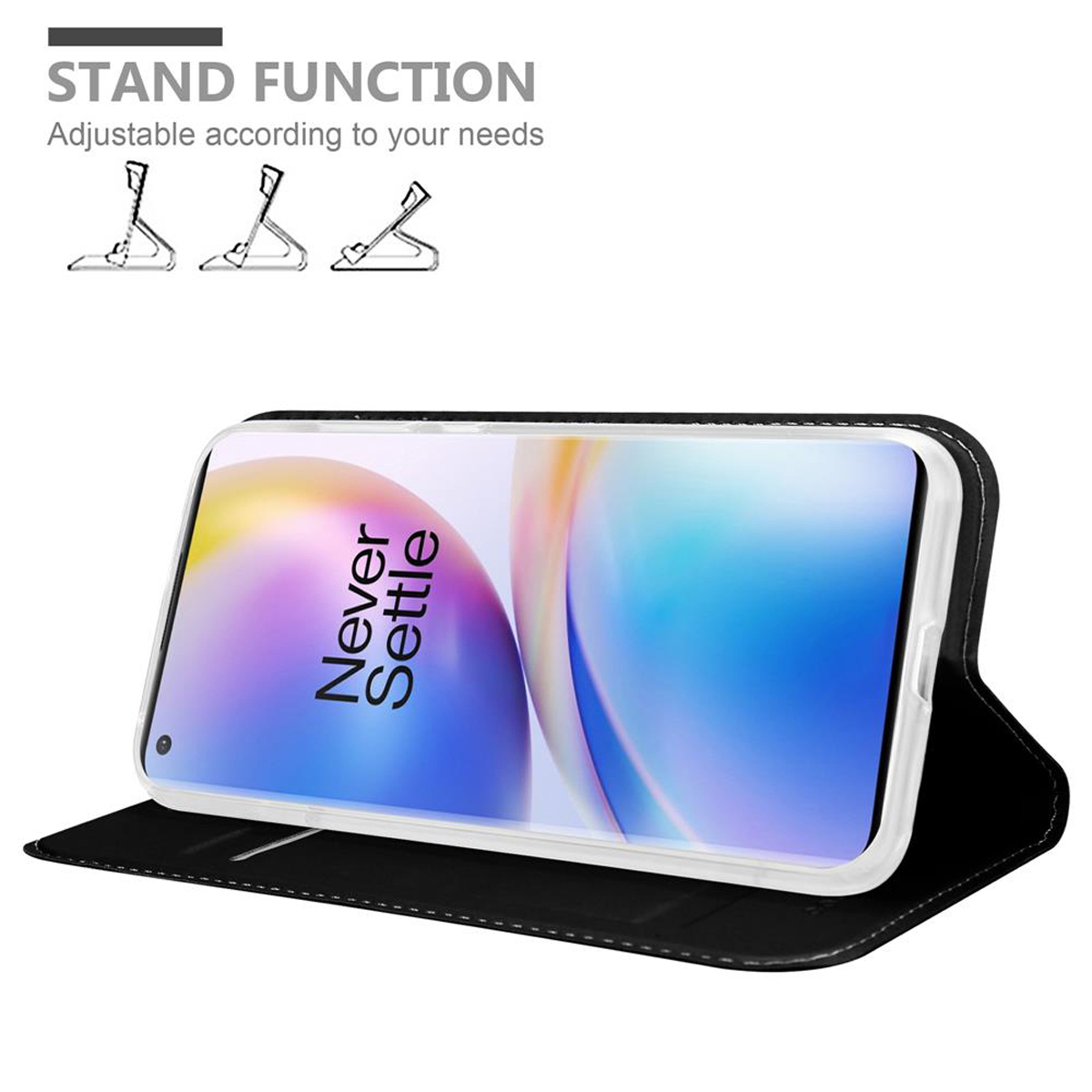 Schwarze Handyhülle mit Telefon in Standposition, auf weißer Oberfläche.