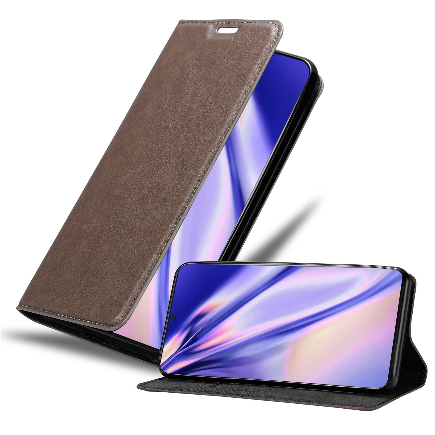 Braune Handyhülle mit offener Klappe und Telefon, mit einem anderen Telefon offen auf einer Oberfläche, mit weißem Hintergrund.