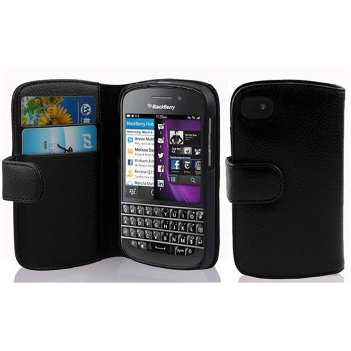 Funda de teléfono negra con teléfono y tarjetas dentro. El teléfono es un Blackberry.