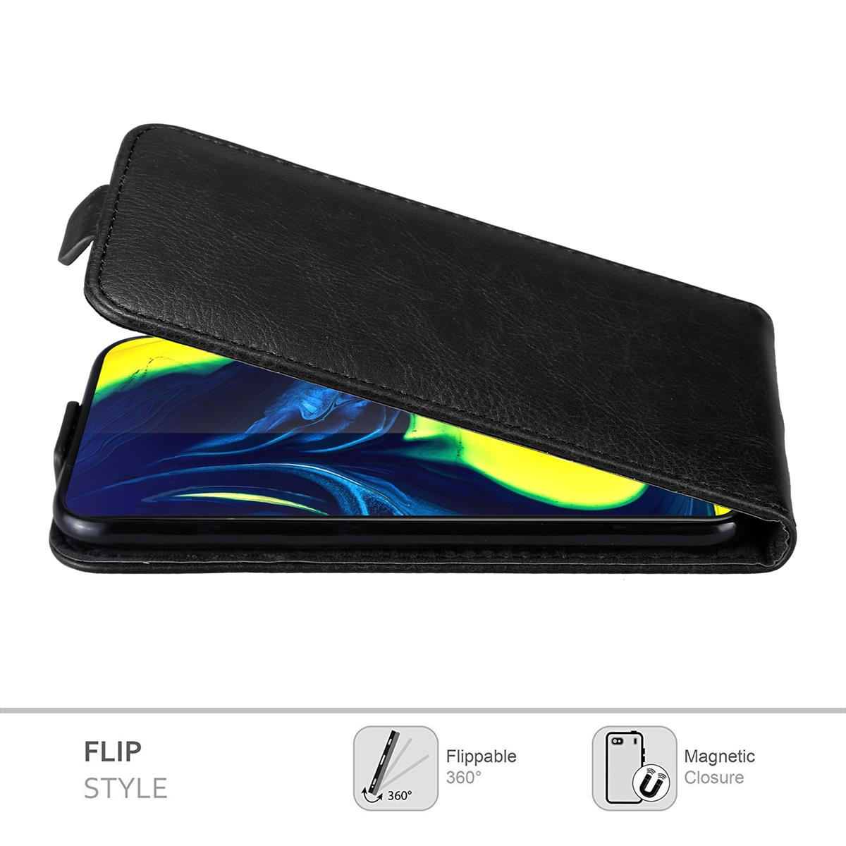 Custodia per telefono in pelle nera, aperta. Schermo del telefono visibile. Icone semplici: rotazione a 360° e chiusura magnetica.