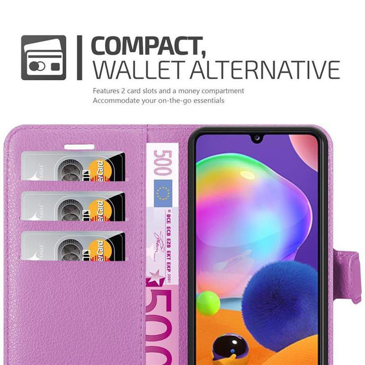 Telefono in custodia rosa, aperto. Carte e denaro all'interno. Testo 'Compatto, alternativa al portafoglio' visibile.
