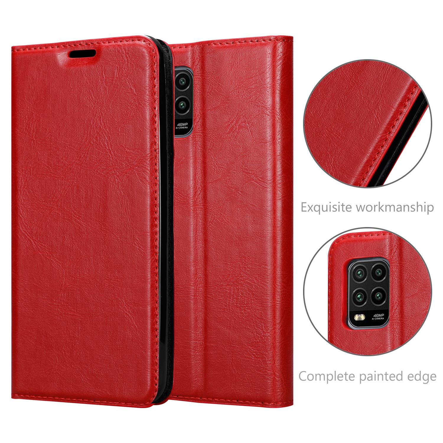 Custodia rossa con telefono all'interno. La custodia è aperta, mostrando lo schermo. La custodia ha un design raffinato.