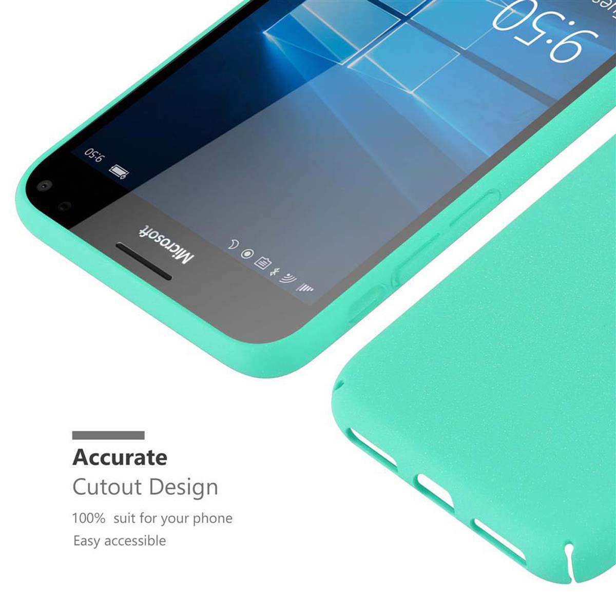 Telefono verde menta con custodia verde menta. Design preciso per un facile accesso.