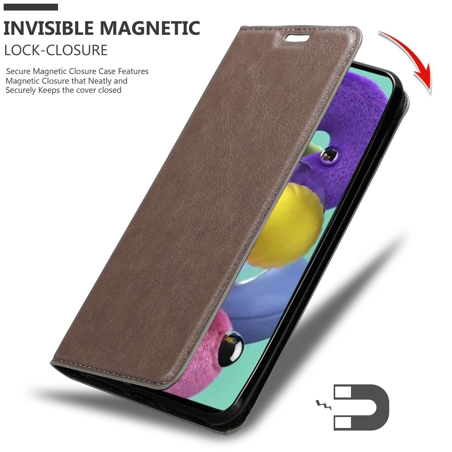 Eine braune Handyhülle, geöffnet, um ein Telefon anzuzeigen. Der Telefonbildschirm zeigt ein farbenfrohes Bild.