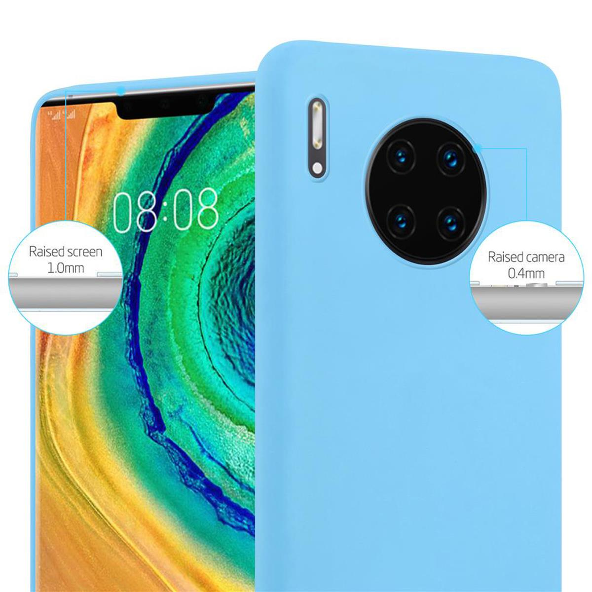 Primo piano di una custodia per telefono azzurra. Vengono evidenziati i bordi rialzati dello schermo e della fotocamera.