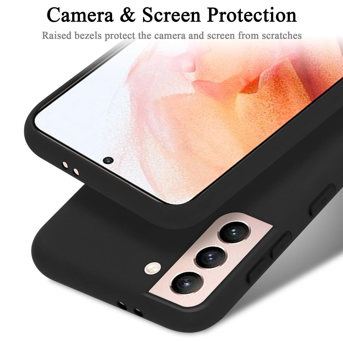 Una custodia per telefono nera con un telefono all'interno. La custodia ha una finitura opaca e protegge la fotocamera e lo schermo.