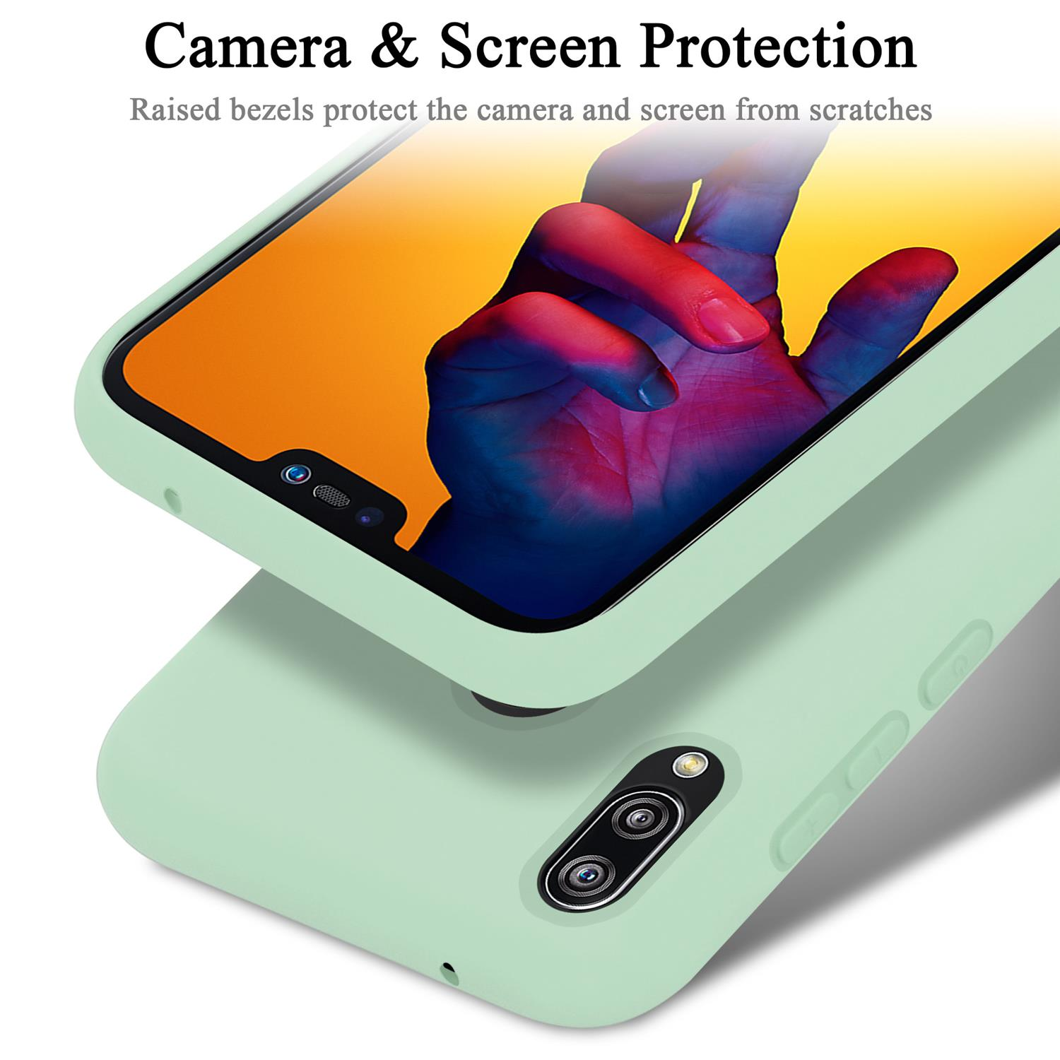 Grüne Handyhülle mit Telefon. Die Hülle hat erhöhte Blenden zum Schutz von Kamera und Bildschirm.