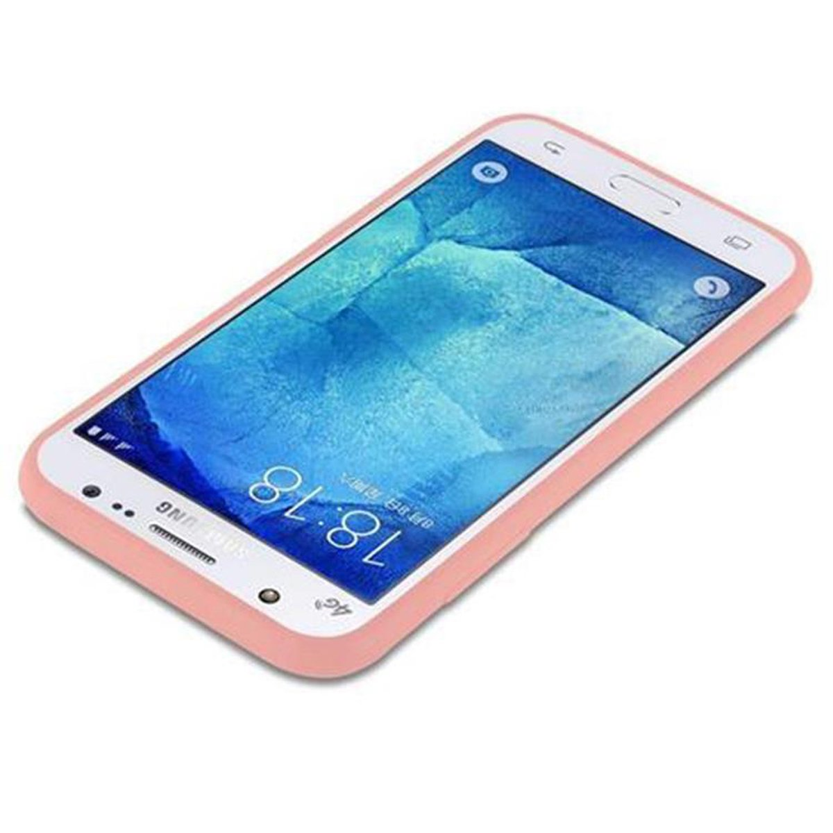 Una funda de teléfono color melocotón en un teléfono blanco. El teléfono está sobre un fondo blanco. El teléfono está encendido.