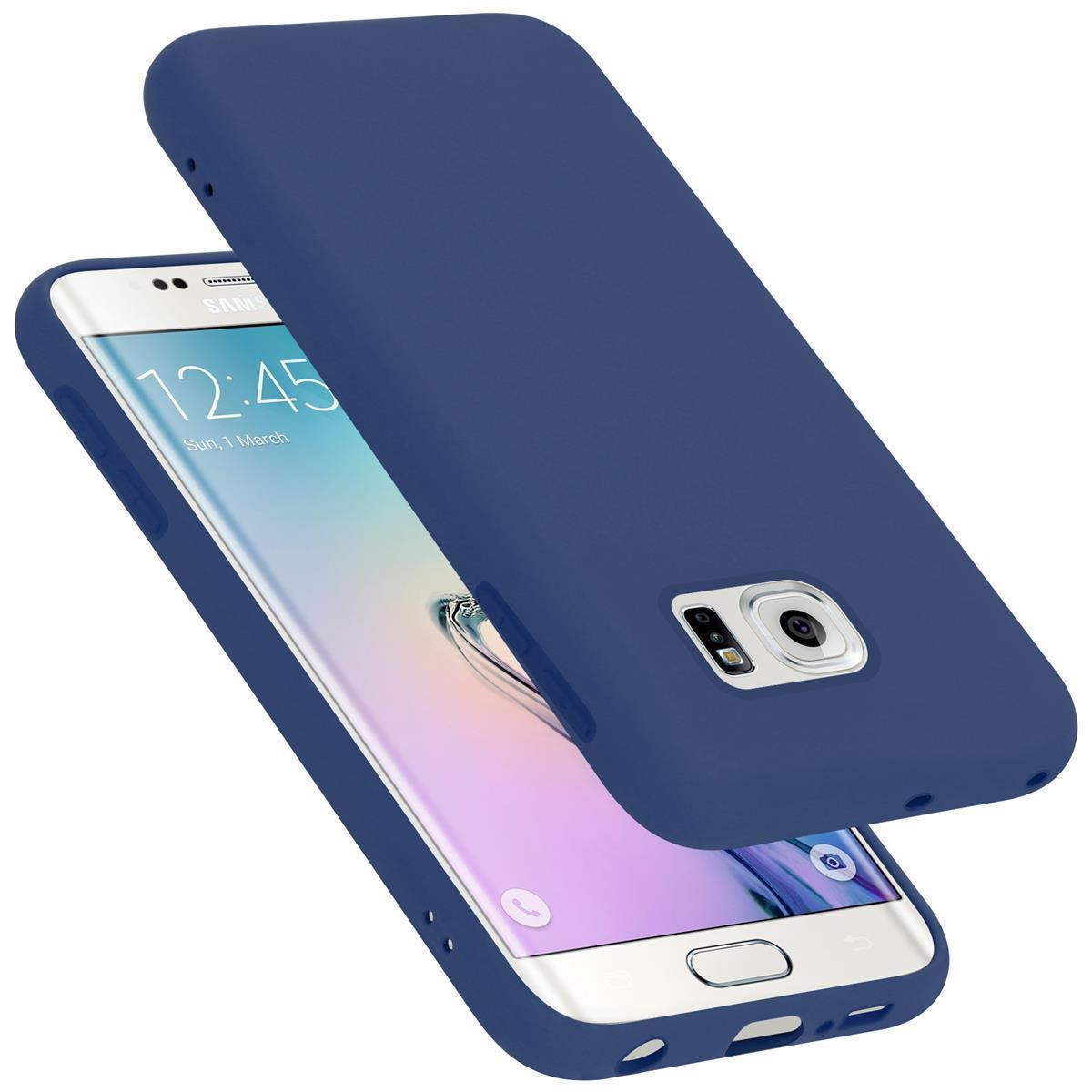 Custodia per telefono blu con un telefono all'interno. Il telefono è bianco e ha uno schermo nero. Lo sfondo è bianco.