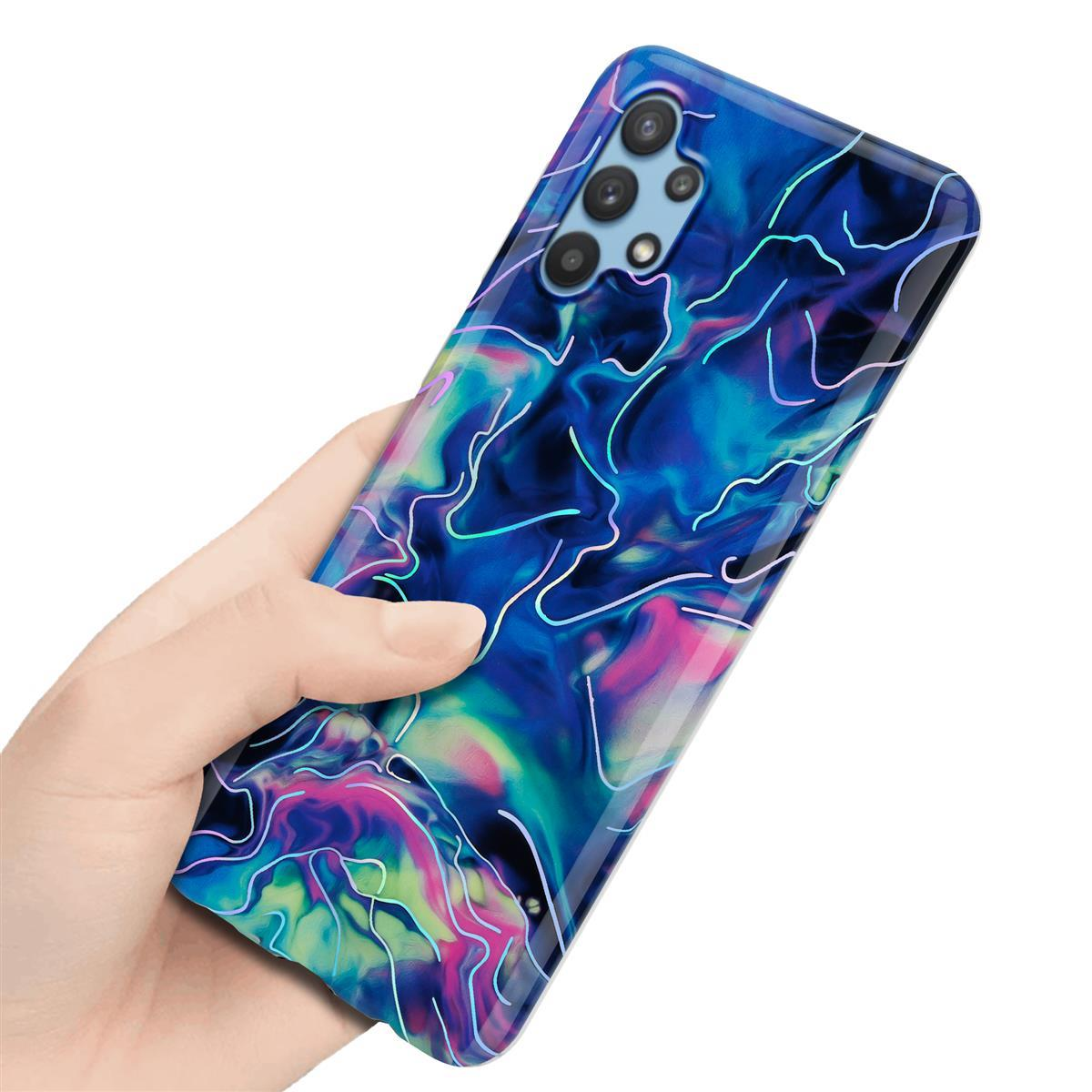 Telefono in una custodia colorata tenuta da una mano, con un design blu e viola.