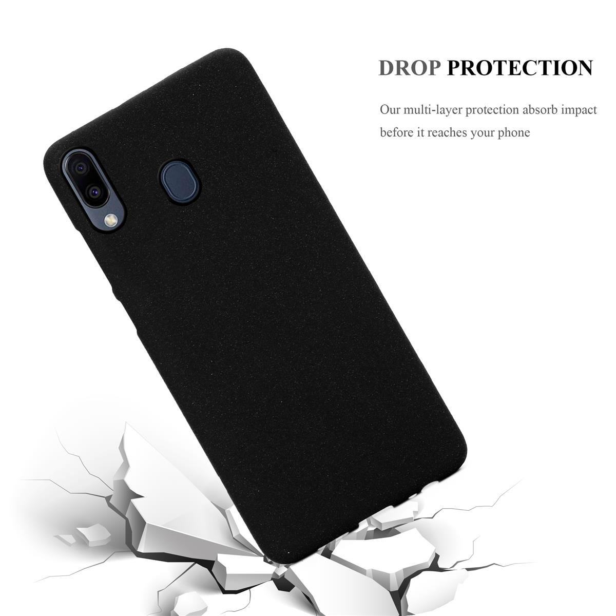 Custodia nera per telefono inclinata, con effetto crepa sul terreno. Testo protezione da caduta. Sfondo bianco.