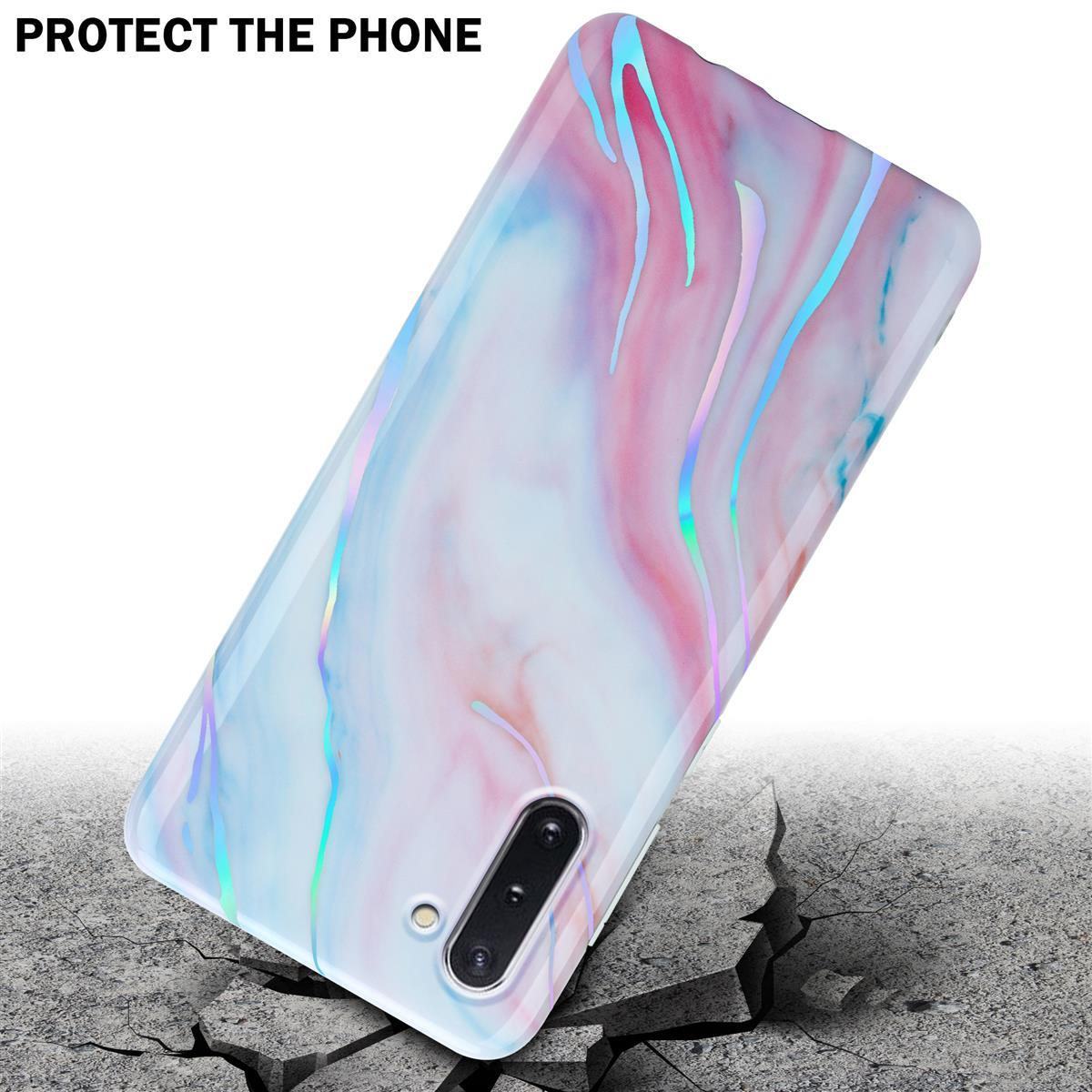 Una custodia per telefono con un design marmorizzato, inclinata su una superficie incrinata con la scritta "PROTECT THE PHONE".
