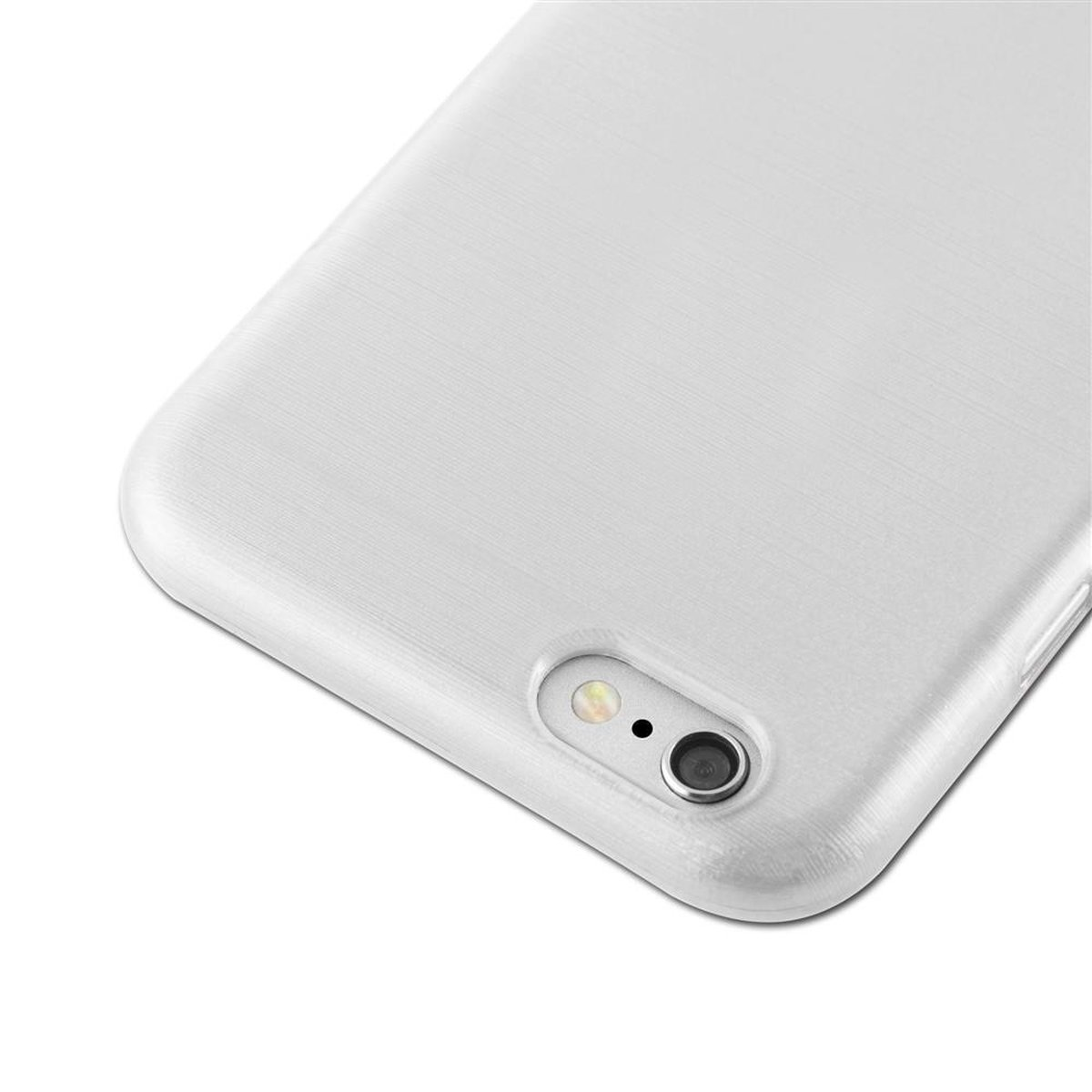 Primer plano de una funda de teléfono blanca con una lente de cámara y un flash.