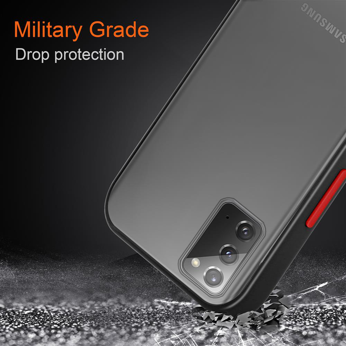 Primo piano di una custodia per telefono su una superficie nera, con testo 'Military Grade Drop protection'.