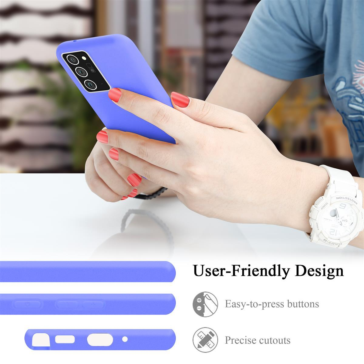 Hände halten ein lila Telefon mit Hülle, eine weiße Uhr und Text über das Design.