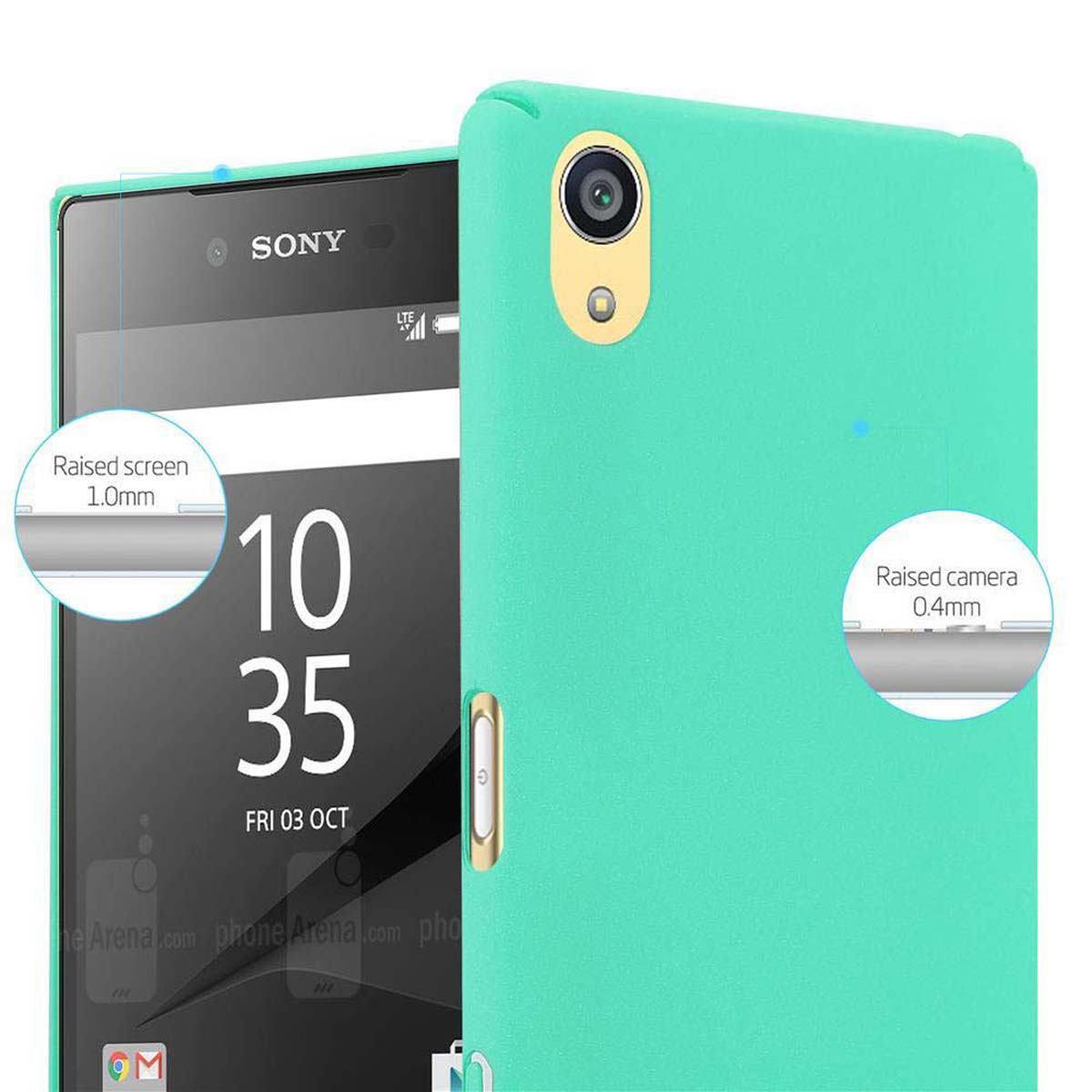 Una funda de teléfono verde azulado junto a un teléfono negro. La pantalla muestra la hora, la funda detalla la pantalla y la cámara elevadas.
