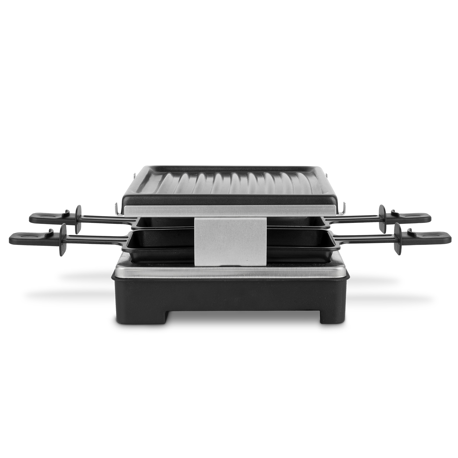 Ein schwarzer und silberner elektrischer Grill mit vier Griffen und zwei Kochflächen.