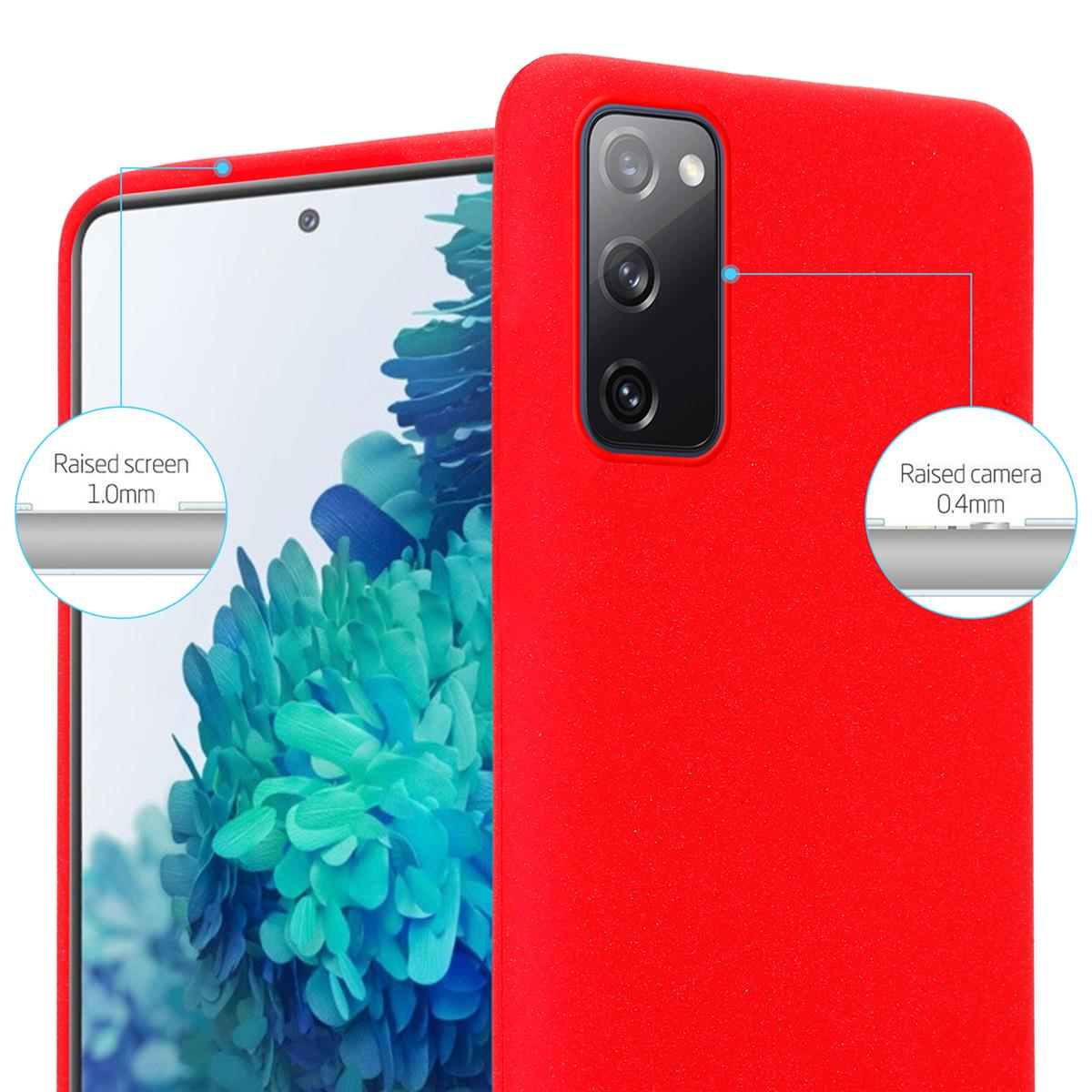 Viene mostrata una custodia rossa per telefono con bordi rialzati. Il bordo dello schermo è di 1,0 mm e quello della fotocamera di 0,4 mm.