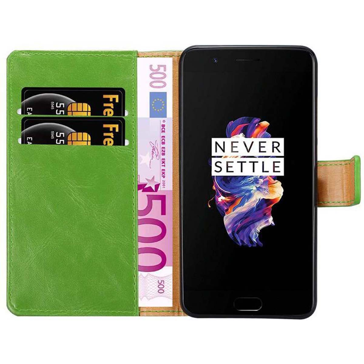 Una custodia verde per telefono con telefono e carte. Banconota in euro visibile. Il telefono mostra il testo NEVER SETTLE.