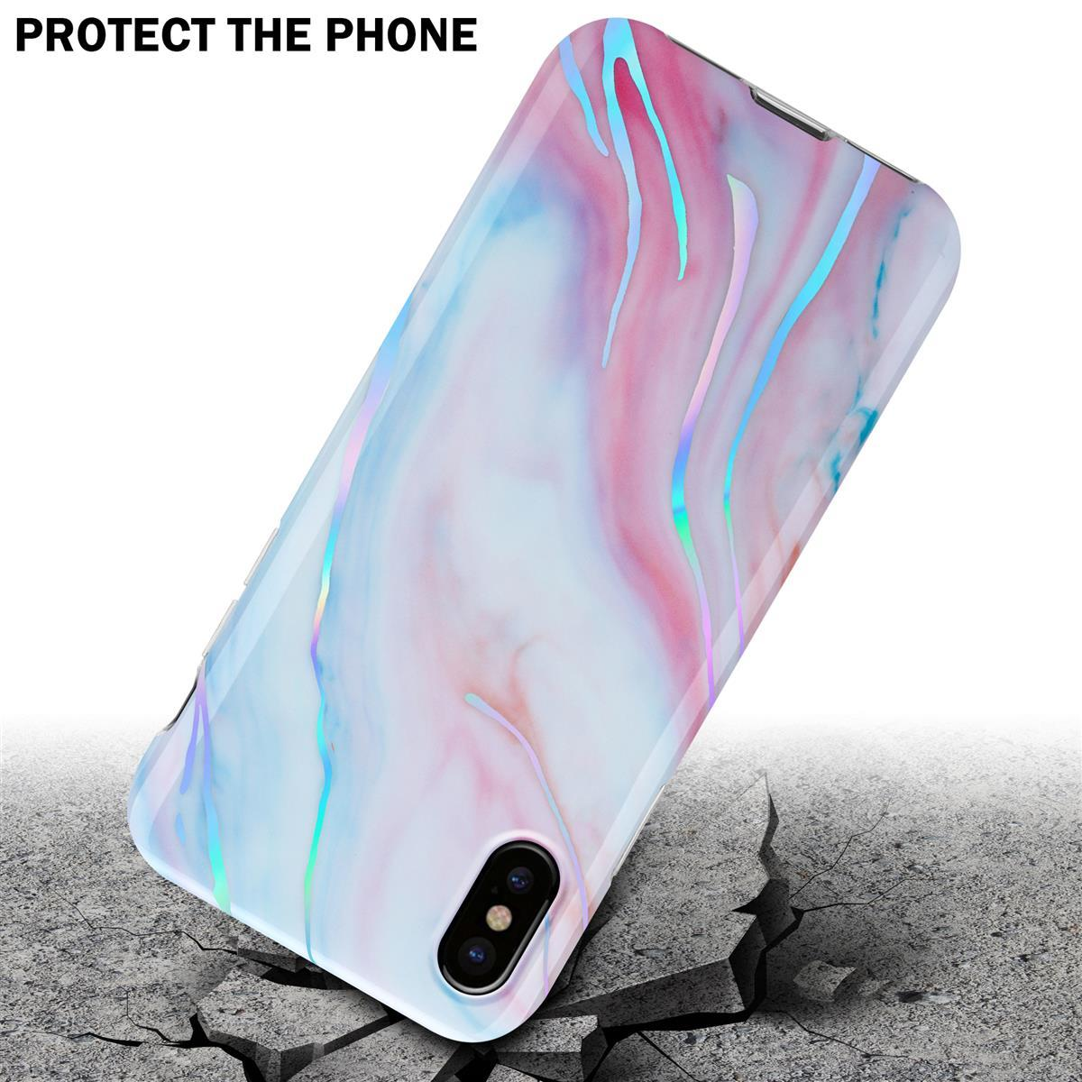 Custodia per telefono con design marmoreo, incrinata. Su una superficie bianca e grigia.