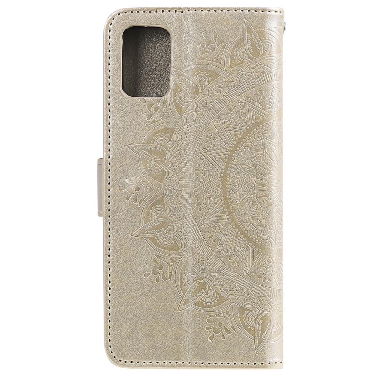 COVERKINGZ Klapphülle Samsung, Mandala A31, Gold Muster, Galaxy Bookcover, mit