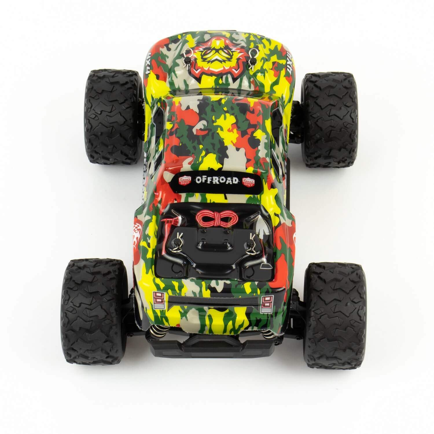 Tarnmuster-Geländewagen-Spielzeug. Text: OFFROAD.