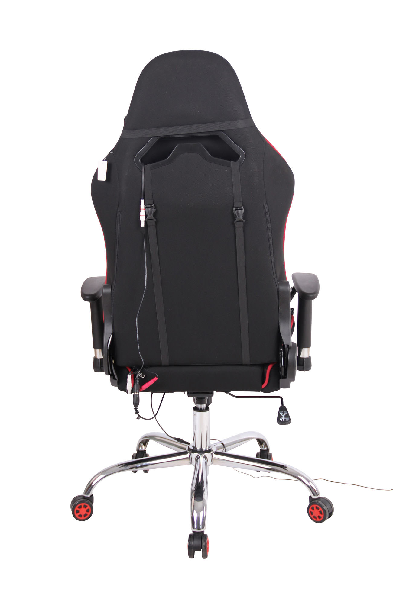 Rückansicht des Gaming-Stuhls. Schwarz-rotes Farbschema, mit Chromfuß und roten Rädern.