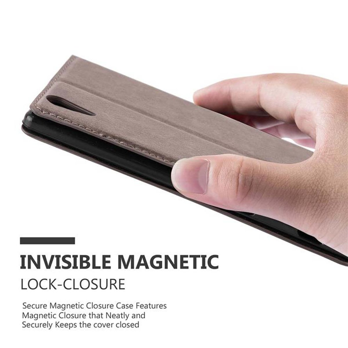 Hand hält eine braune Handyhülle mit Text 'INVISIBLE MAGNETIC LOCK-CLOSURE'.