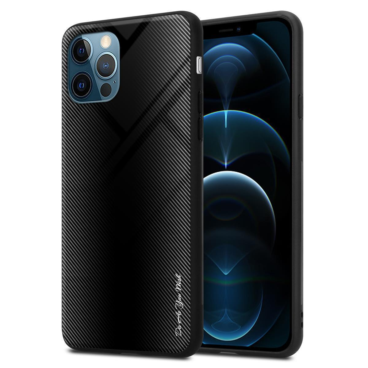 Schwarze Handyhülle mit schwarzem Telefon. Die Hülle hat eine Kohlefasertextur.