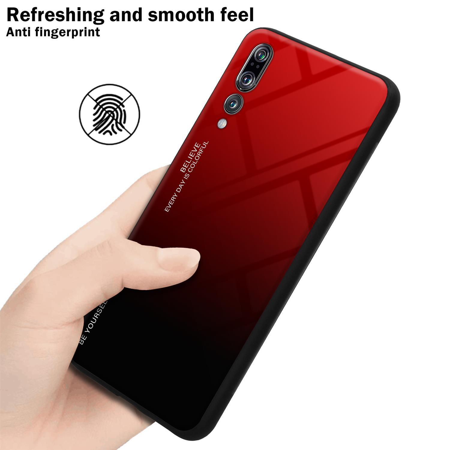 Mano che tiene una custodia per telefono sfumata rosso-nera. Icona impronta digitale. Testo in basso.