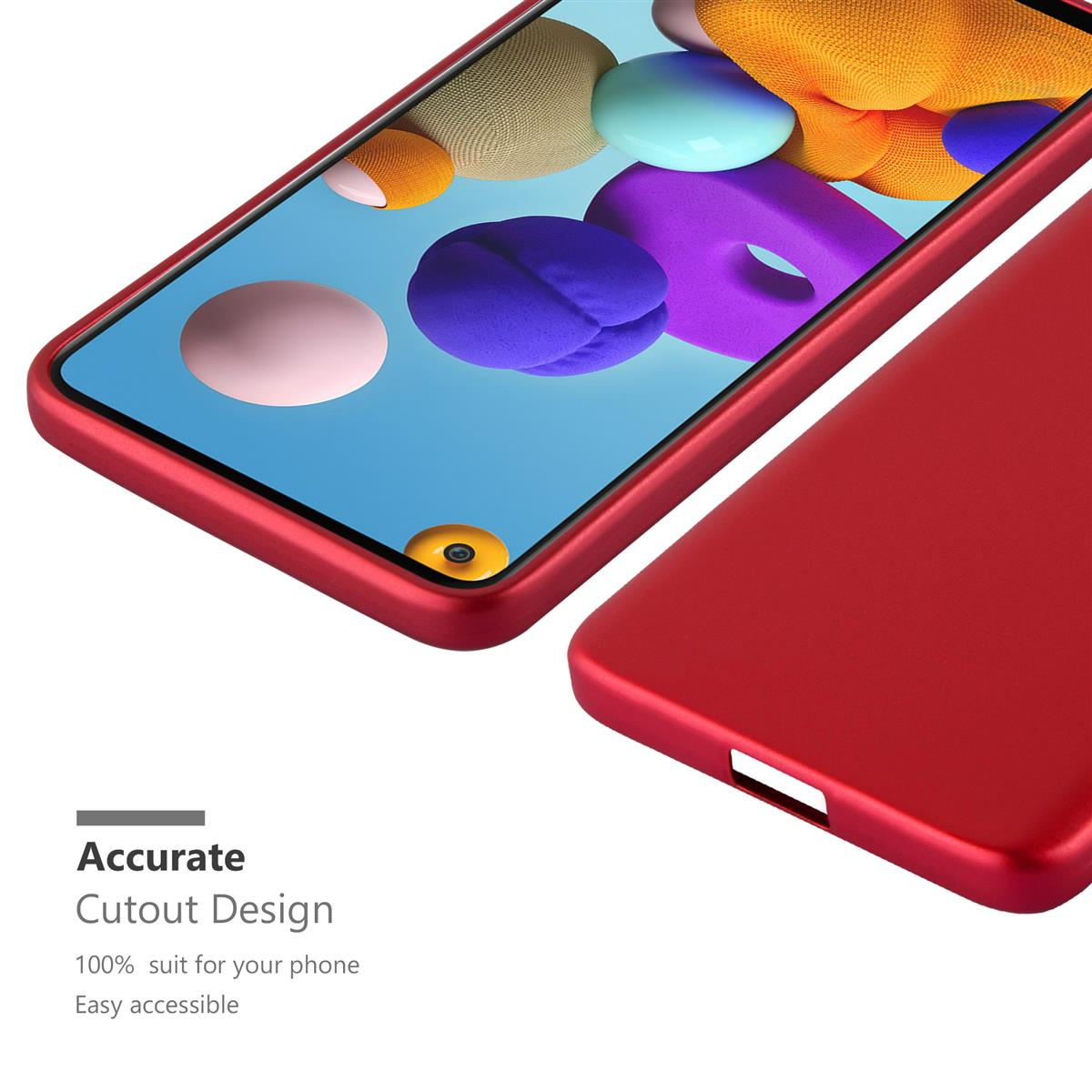 Una custodia per telefono rossa con fori per la fotocamera, testo: "Accurate Cutout Design".