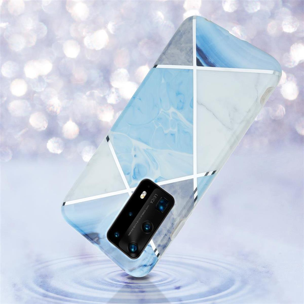 Custodia per telefono con motivo a marmo blu e bianco su sfondo riflettente. Il telefono ha una fotocamera.