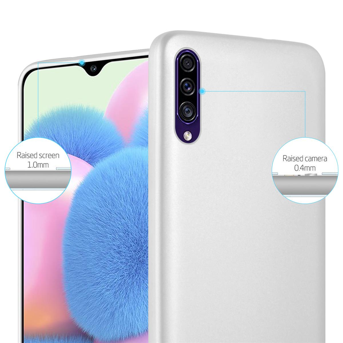 Una custodia bianca per telefono con un telefono all'interno. La custodia ha schermo rialzato e protezione della fotocamera. Lo sfondo è sfocato.
