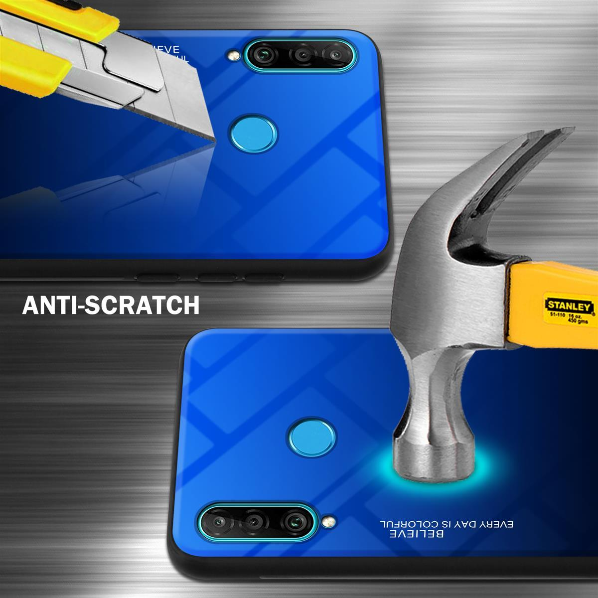 Zwei Telefone mit blauen Hüllen, die mit Messer und Hammer getestet werden und Kratzfestigkeit zeigen.
