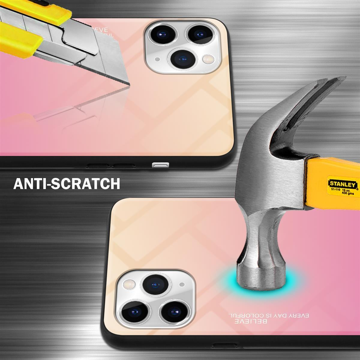 L'immagine mostra due telefoni con custodie che testano la resistenza ai graffi con un taglierino e un martello.