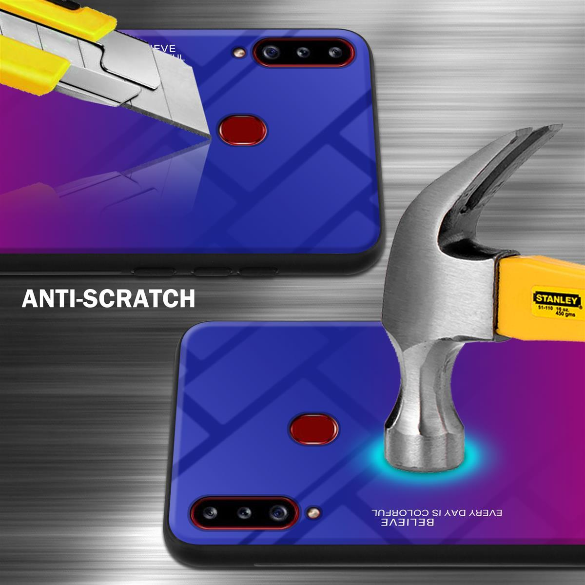 Una custodia per telefono con sfumatura di colore testata con taglierino e martello.