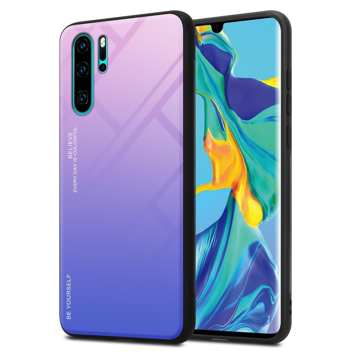 Telefono con custodia. La custodia ha una sfumatura blu-viola. Testo: Credi che ogni giorno sia colorato, sii te stesso.
