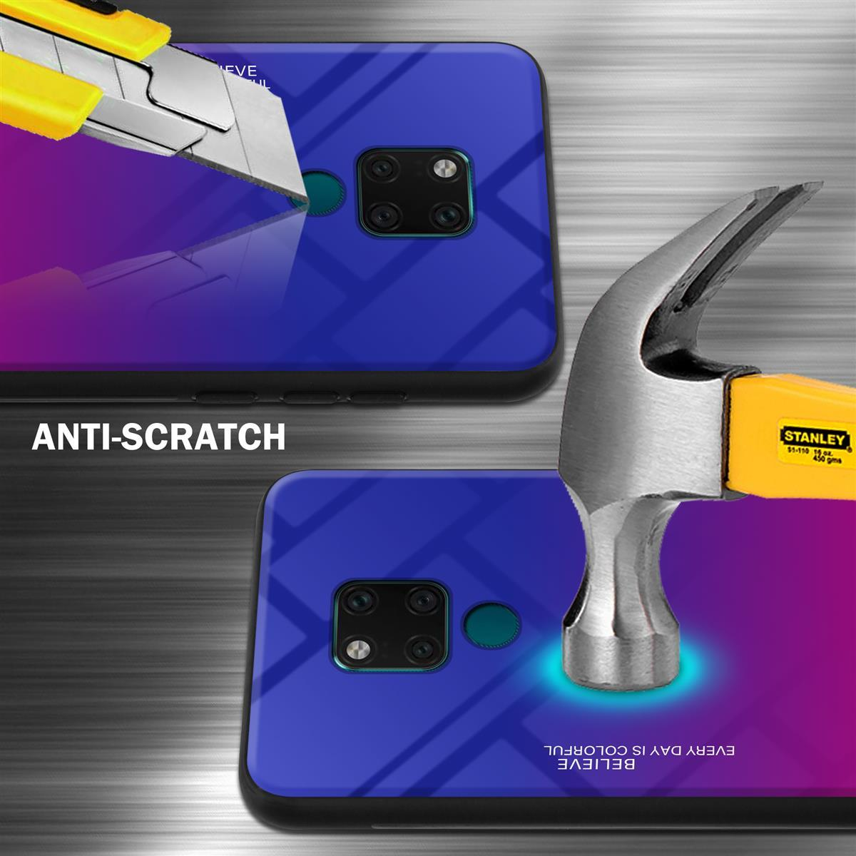 Zwei Telefone werden auf Kratzfestigkeit getestet. Ein Messer und ein Hammer werden auf den Handyhüllen verwendet.