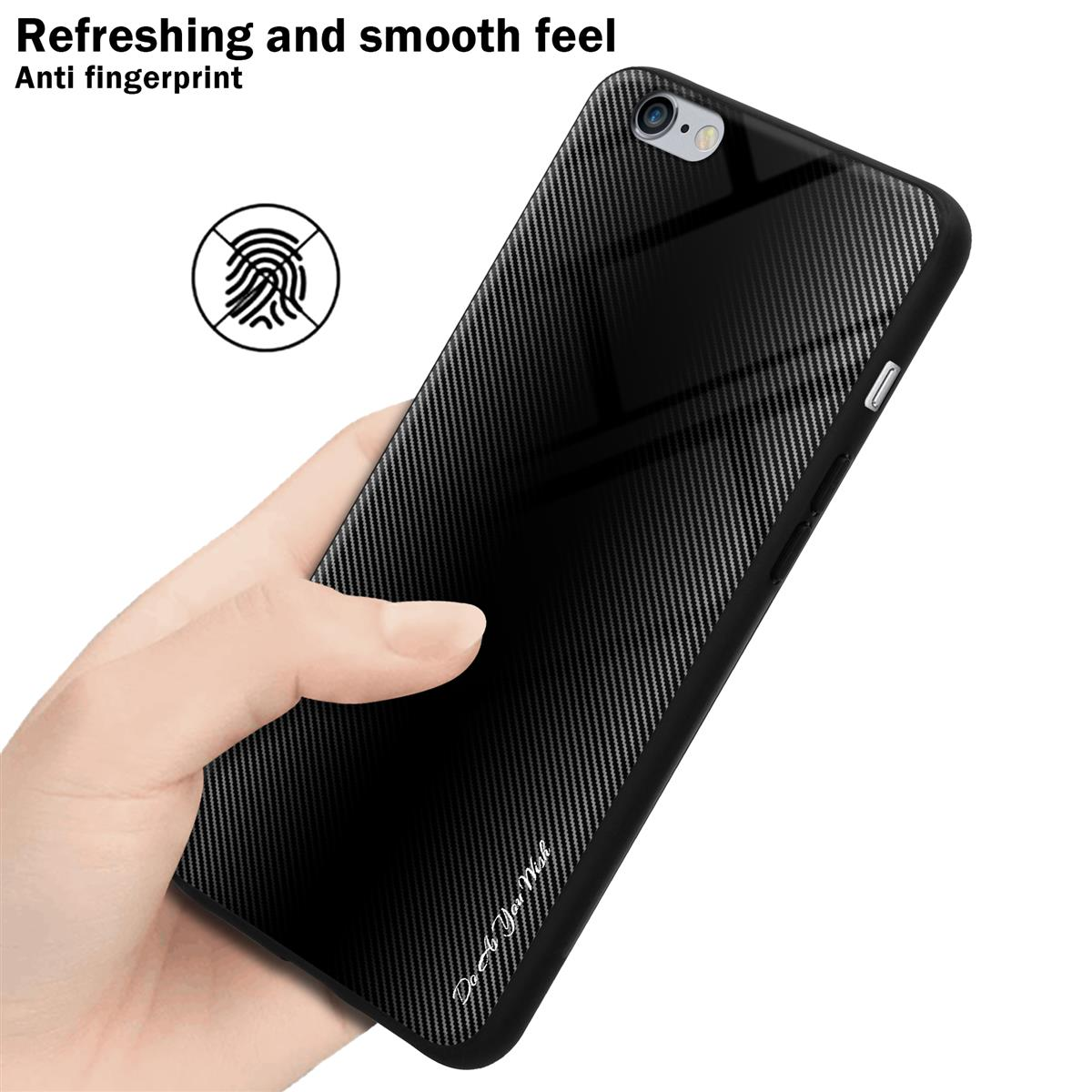 Una mano che tiene una custodia per telefono. La custodia ha un design nero e grigio.