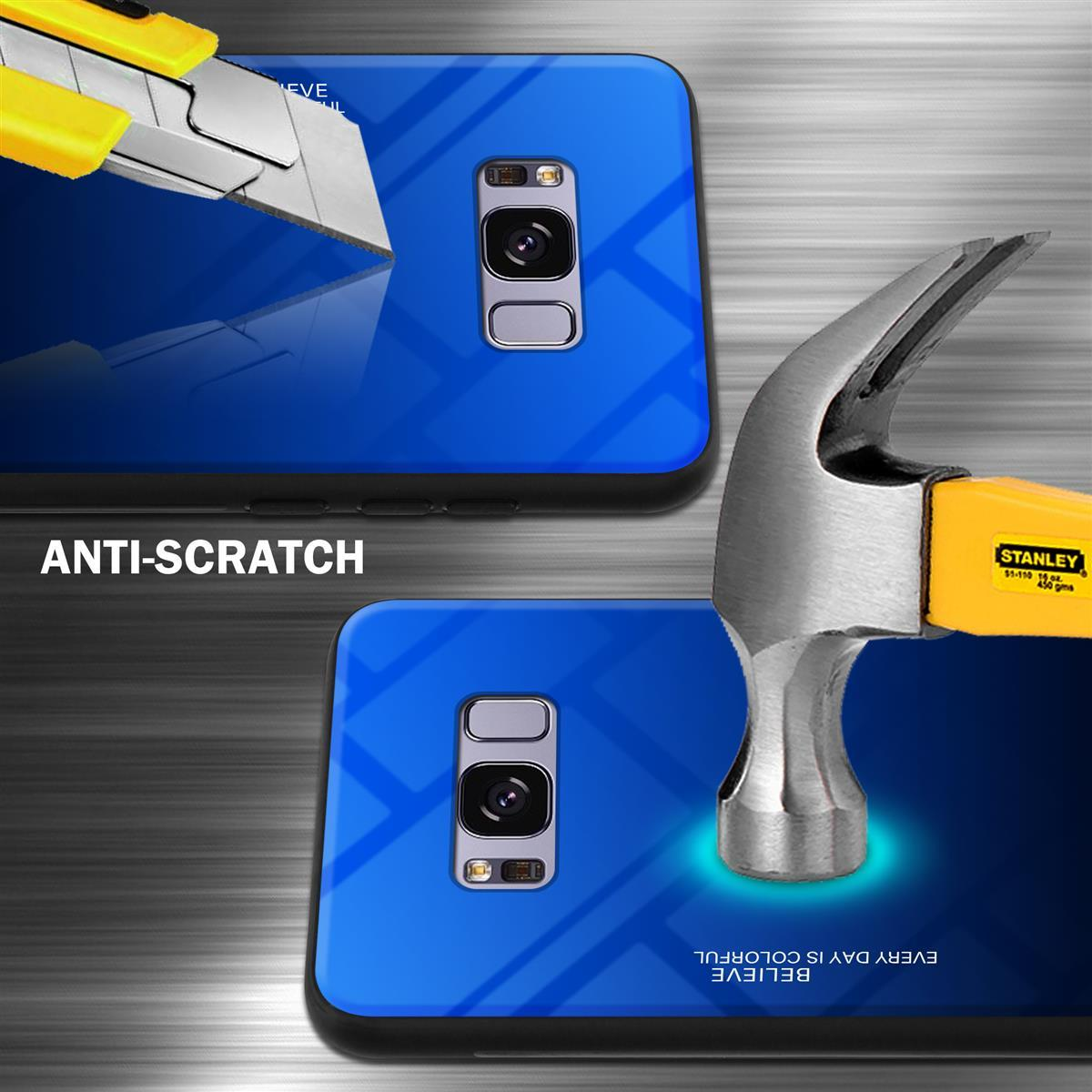 Schermi del telefono con martello e coltello per test di resistenza ai graffi. Sfondo blu e nero.