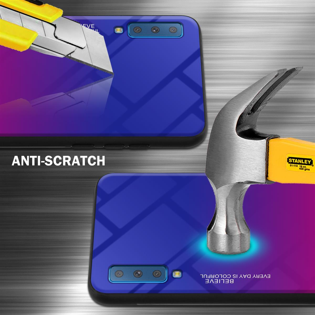 Test di resistenza ai graffi delle custodie. Un coltello e un martello colpiscono le custodie. Testo 'Anti-graffio'.
