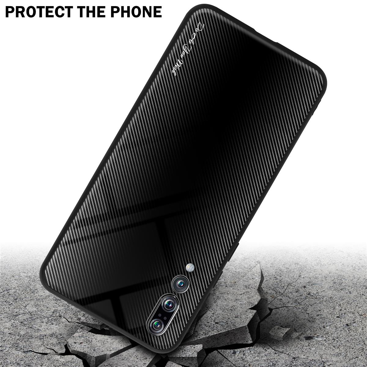 Custodia per telefono con design in fibra di carbonio nera su superficie incrinata. Fotocamere multiple.
