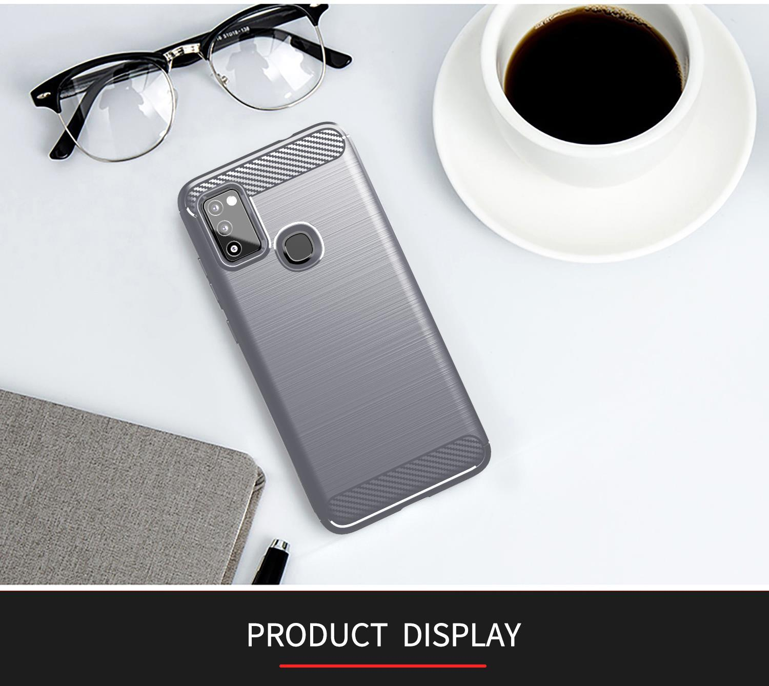 Una custodia per telefono, occhiali e caffè su un tavolo bianco. Il testo dice 'PRODUCT DISPLAY'.