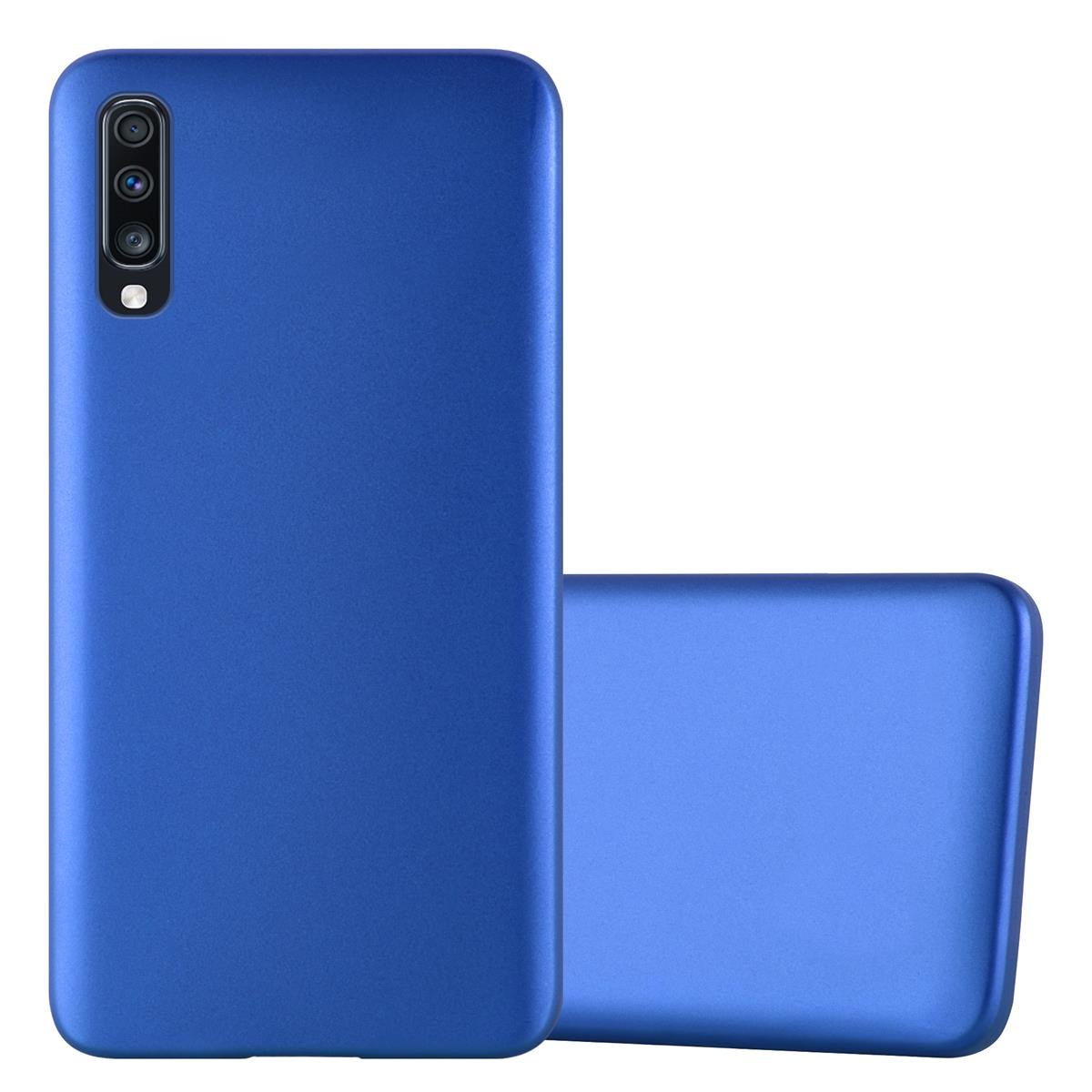 Custodia blu con telefono all'interno. Anche il telefono è blu.