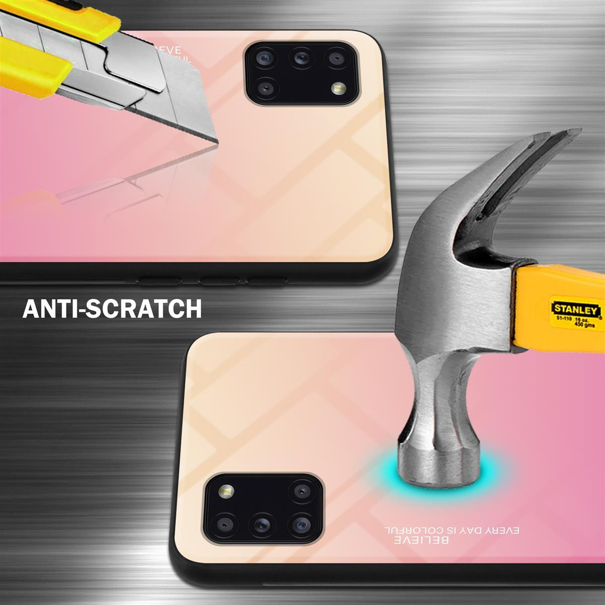 Handyhüllen mit Farbverlauf, die mit einem Cuttermesser und einem Hammer zerkratzt werden. Anti-Kratzer.