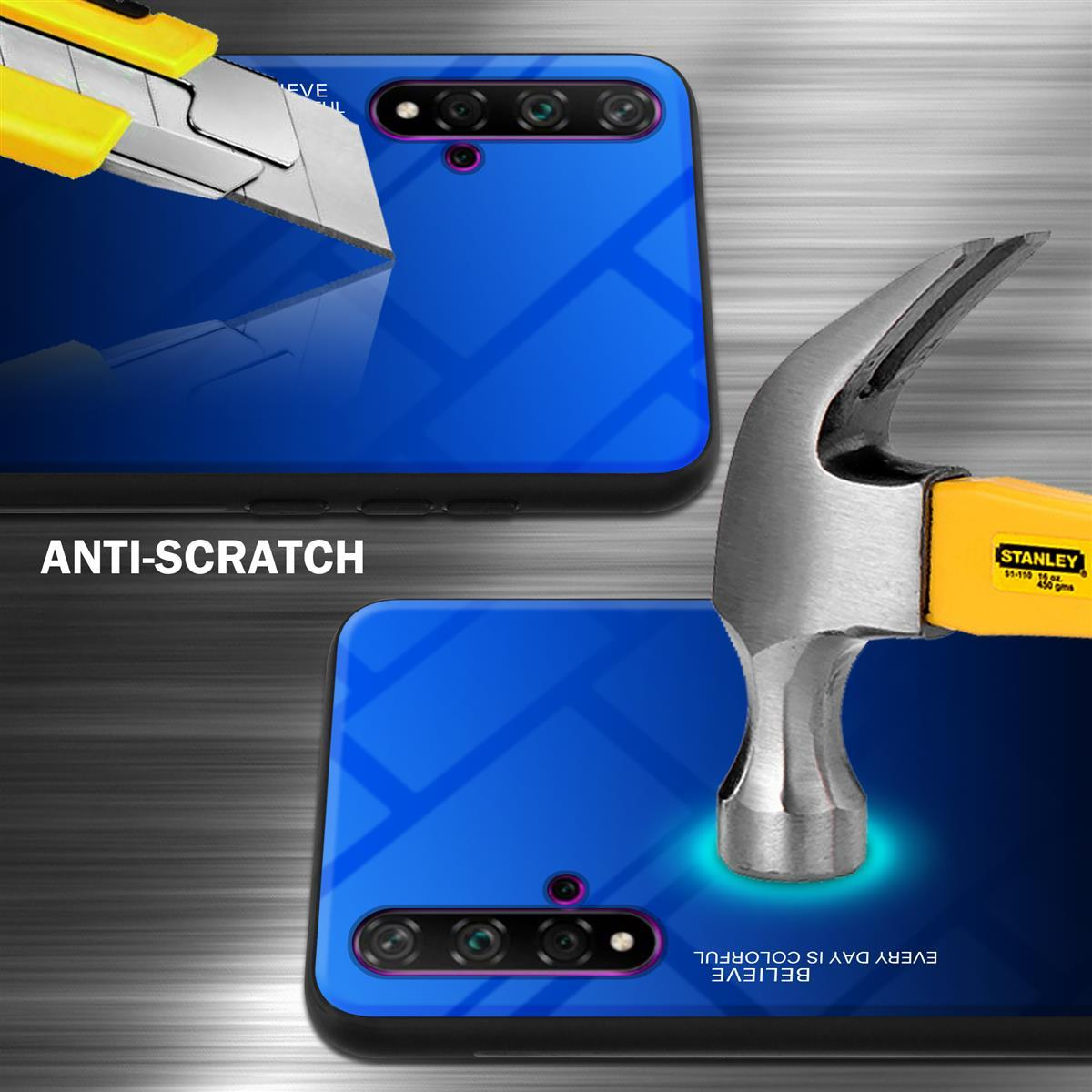 La cover blu del telefono viene colpita con un martello. Testo antigraffio visibile.
