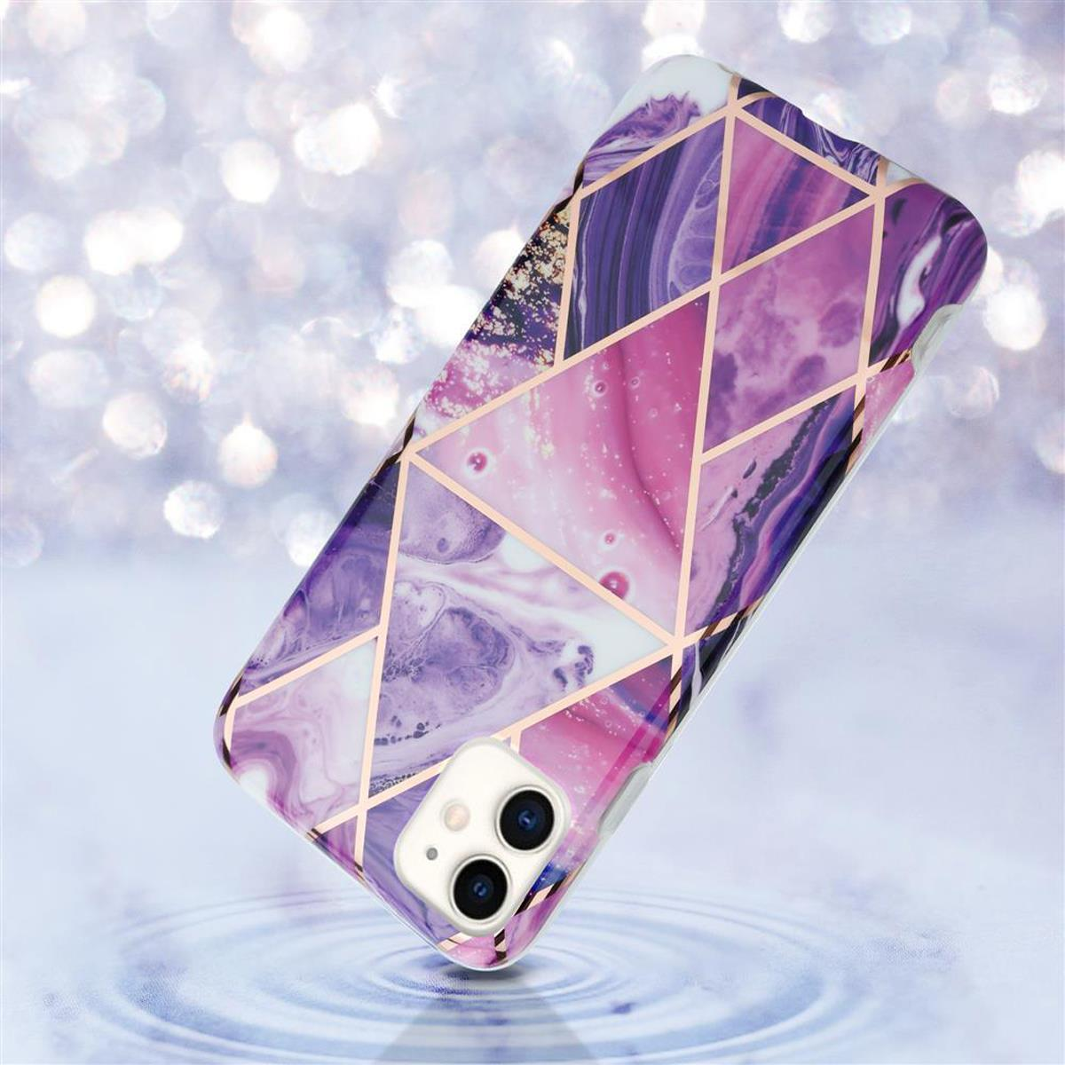 Una custodia per telefono con un design geometrico nei colori rosa, viola e oro, su uno sfondo sfocato e scintillante.