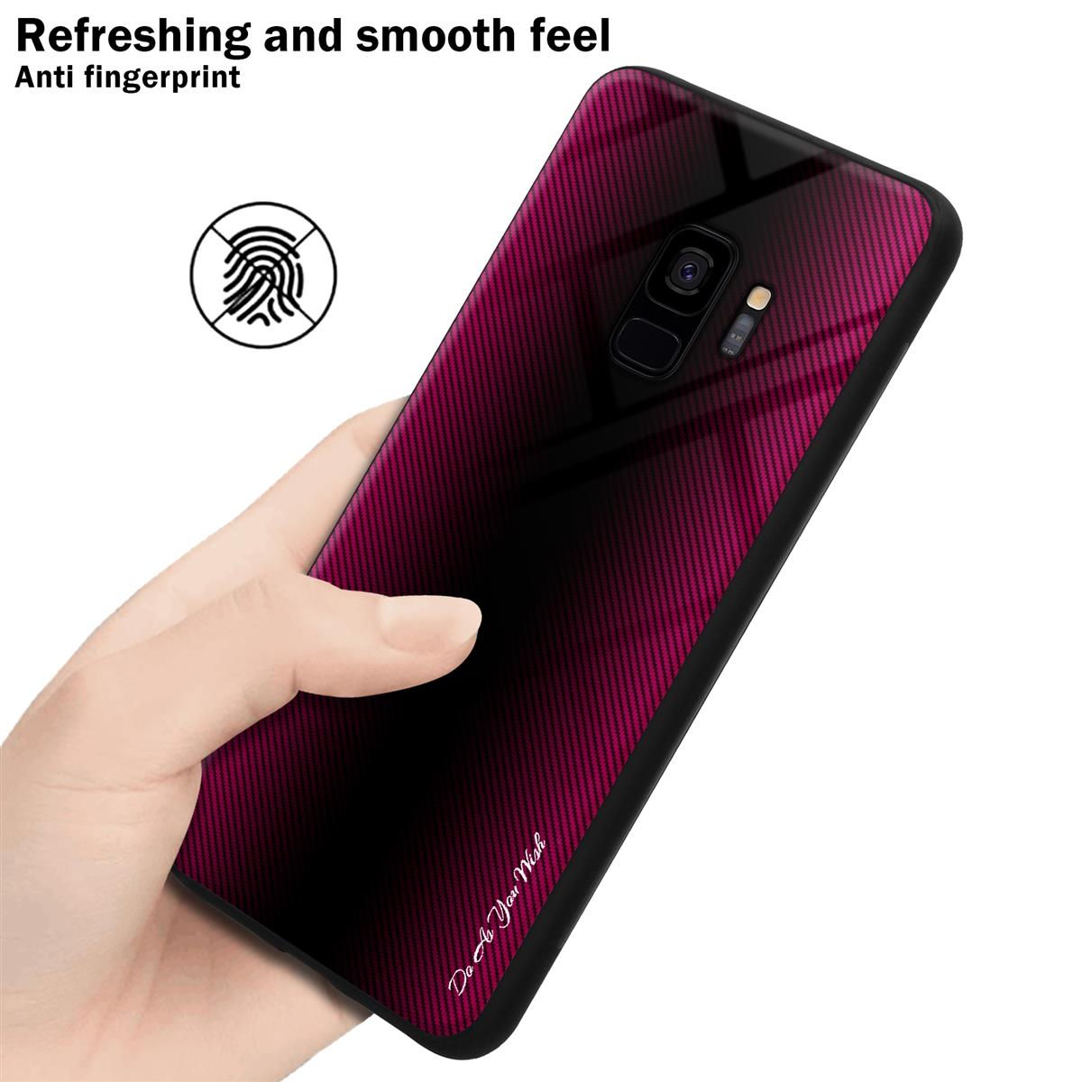 Una mano che tiene un telefono con una custodia sfumata rosso scuro e nera. Simbolo dell'impronta digitale a sinistra.