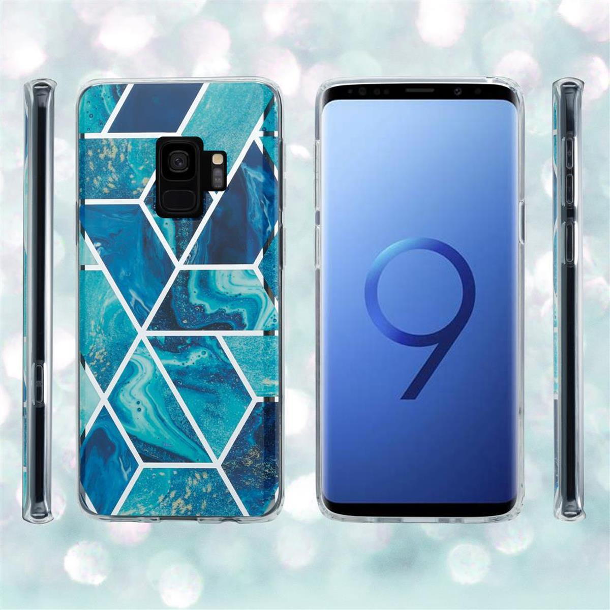 Set di custodia e telefono. La custodia è blu con un motivo geometrico e lo schermo del telefono è blu.